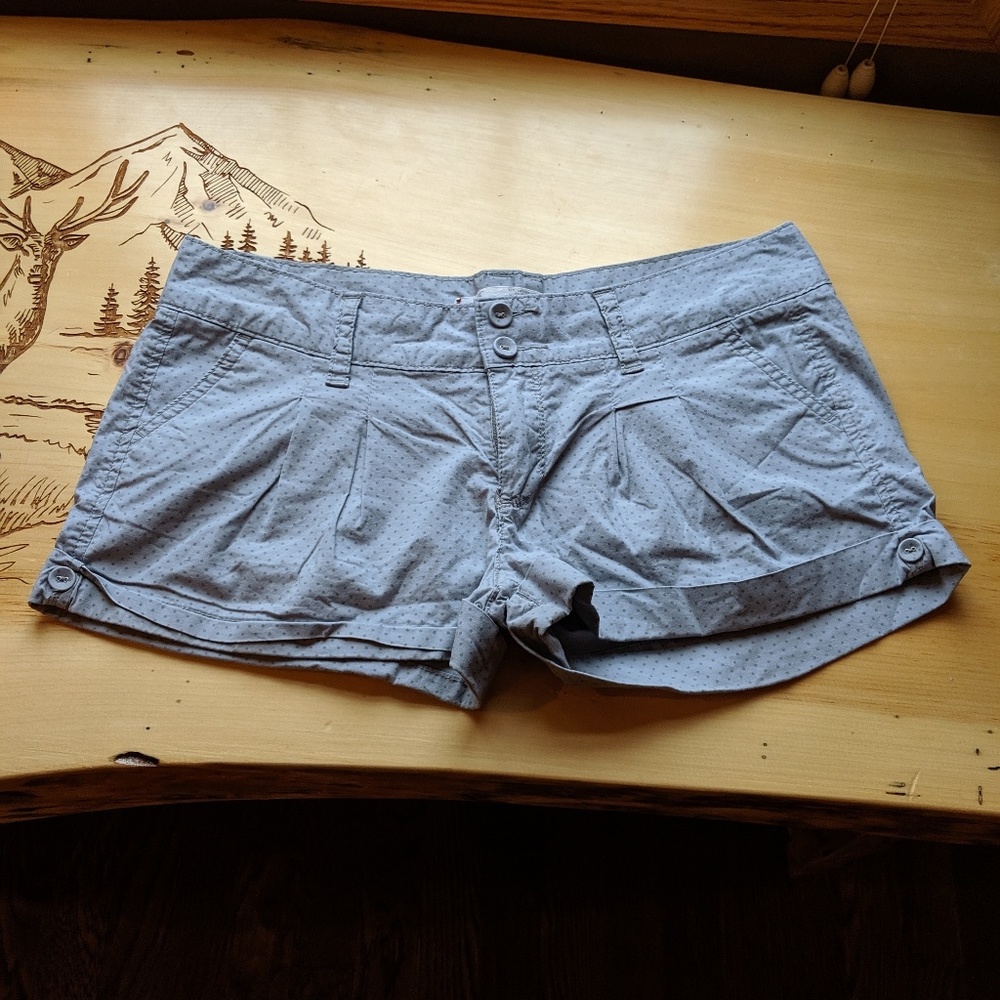 Hollister Shorts Gray w/Dots. Size 5